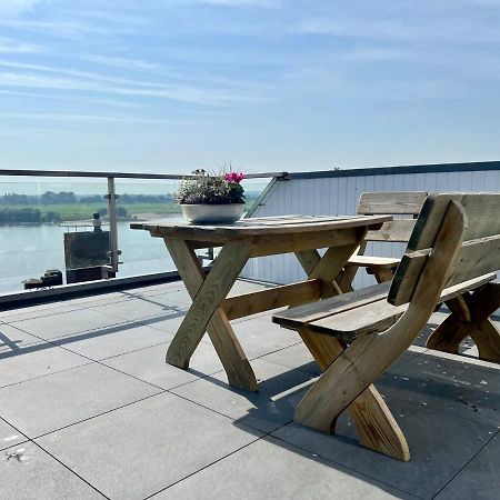 Panorama - Exklusives Apartment An Der Promenade Mit Dachterrasse & Rheinblick Emmerich Eksteriør bilde