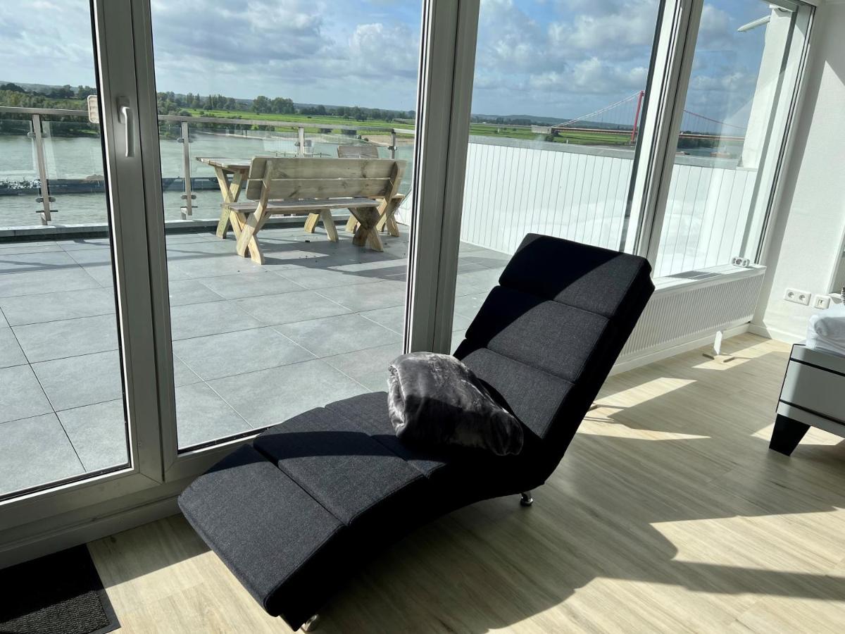 Panorama - Exklusives Apartment An Der Promenade Mit Dachterrasse & Rheinblick Emmerich Eksteriør bilde
